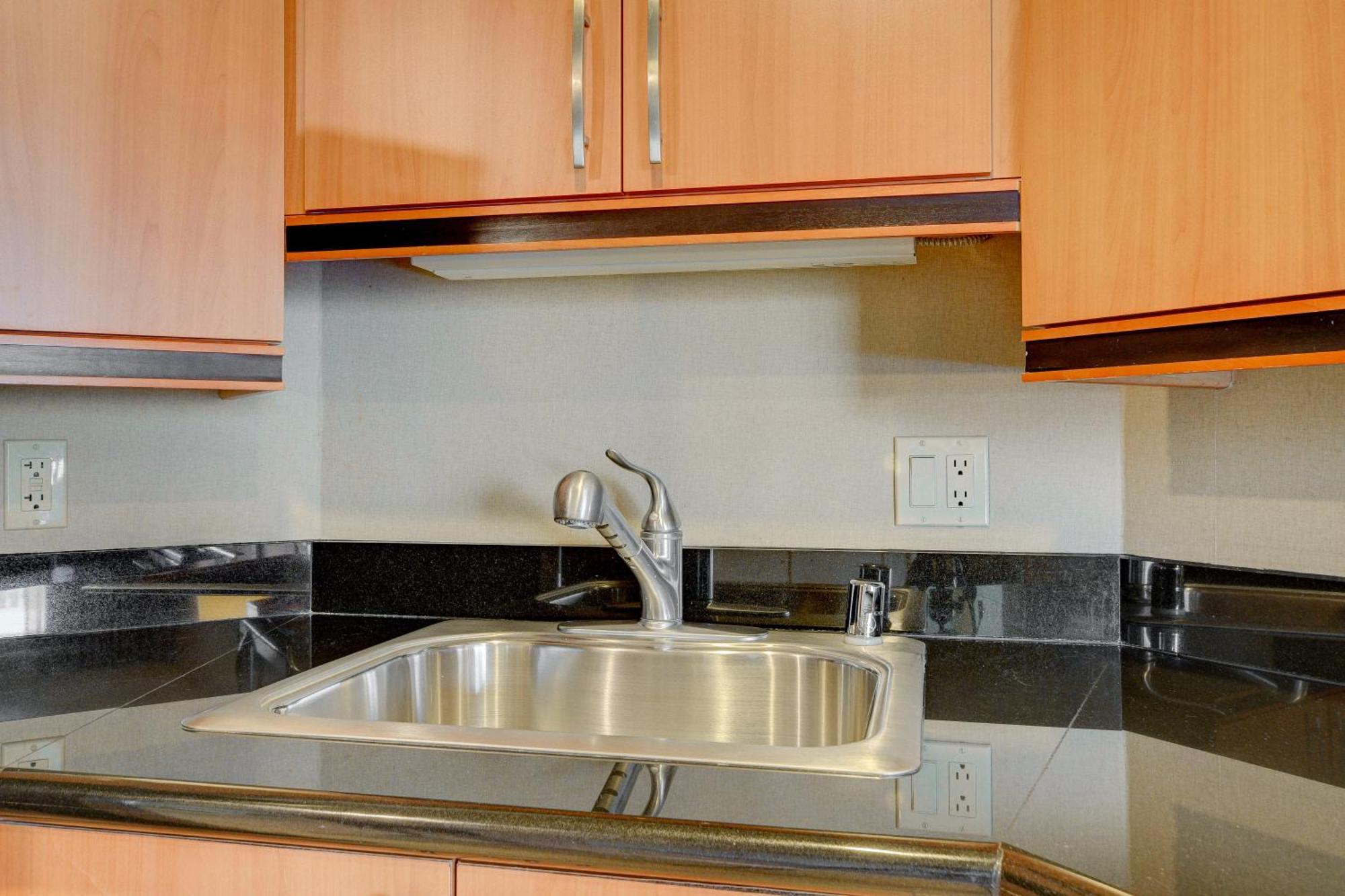 Luxury 1Bd/1Bth Suite At Platinum Hotel *Strip View Лас-Вегас Экстерьер фото